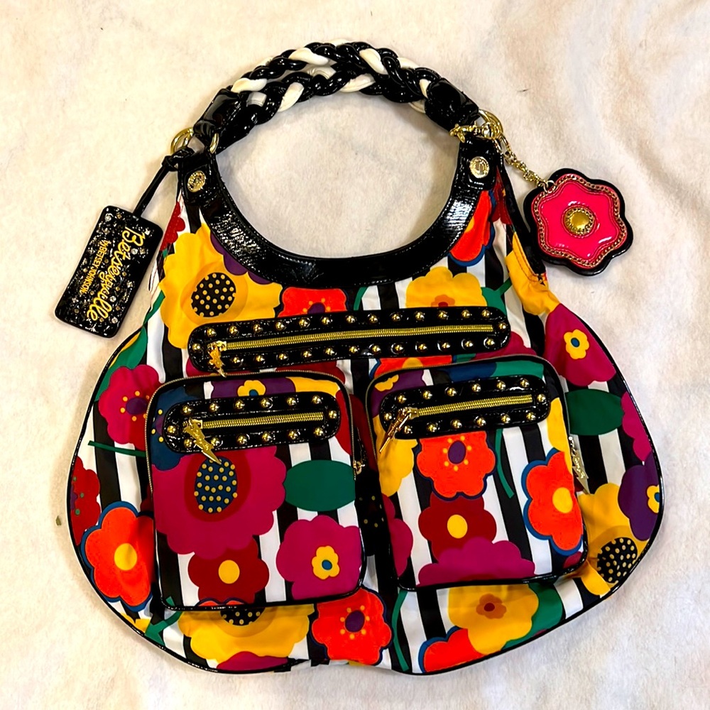 Betseyville by Betsey Johnson Flower Bag